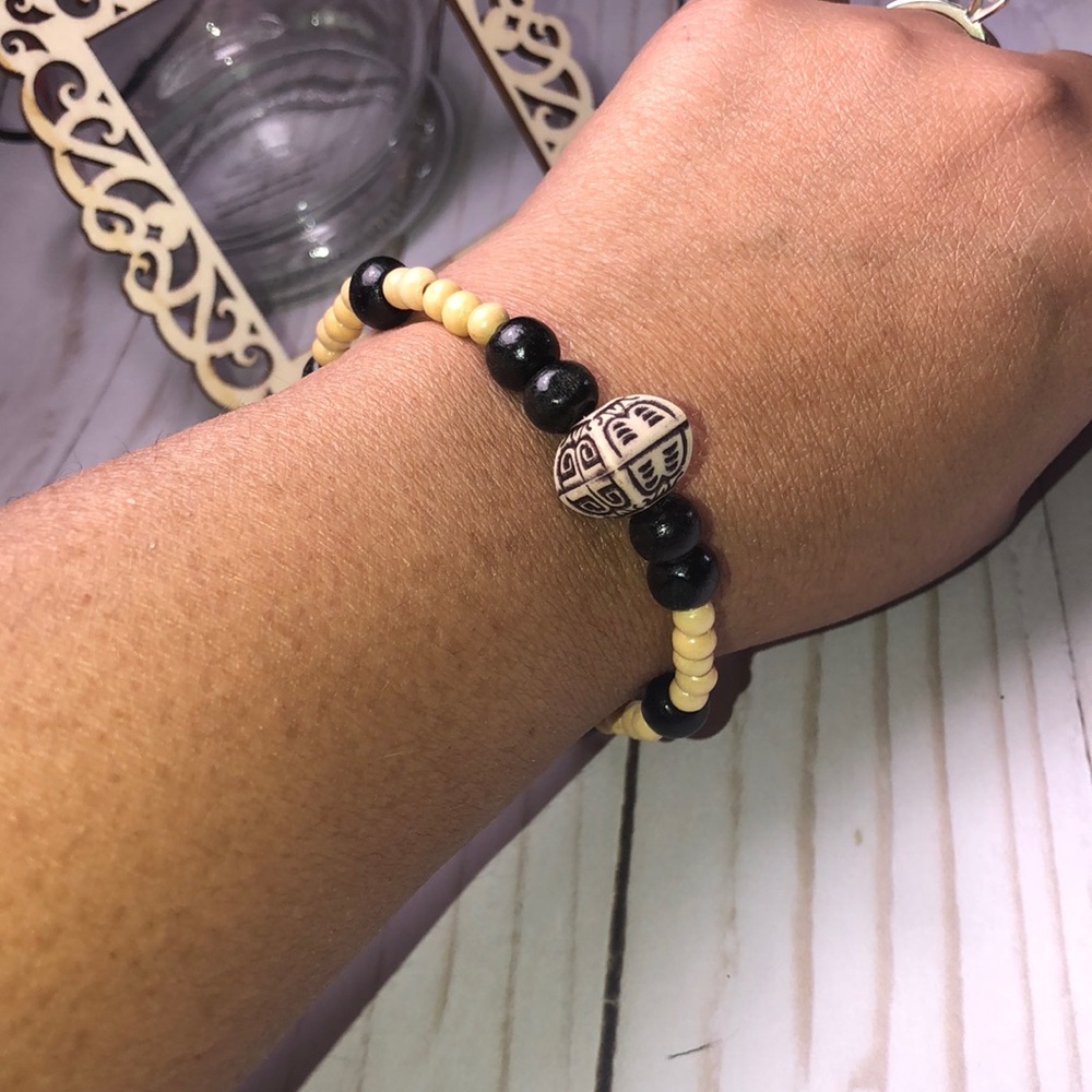 ‼️ Women’s Handmade Memory Wire Bracelet